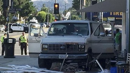 Возросло число пострадавших от наезда автомобиля в Лос-Анджелесе