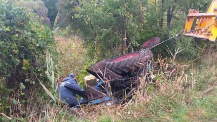 В Кировоградской области трактор слетел в кювет