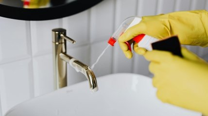 Простой способ сохранить смесители в ванной в чистоте