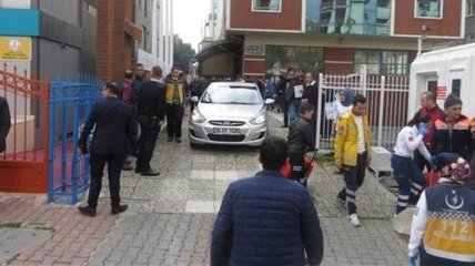 В Стамбуле произошел взрыв, ранены 4 человека