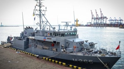 В Одессу зашла группа кораблей НАТО (Фото)