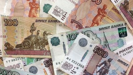 Курс валют 30 сентября: гривня укрепляется, рубль стоит на месте
