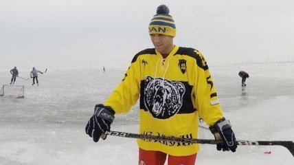 Ломаченко открыл хоккейный сезон
