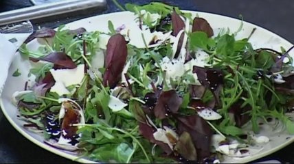 Салат с козьим сыром