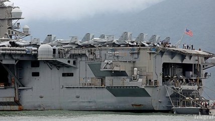 В США коронавирус выявили на 26 военных кораблей