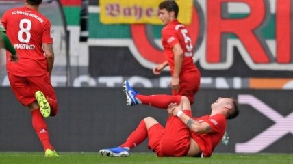 Бавария потеряла основного защитника на полгода