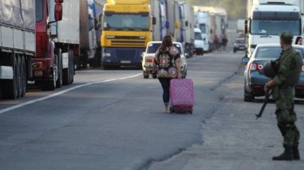 За сутки 26 тысяч человек пересекло линию разграничения на Донбассе