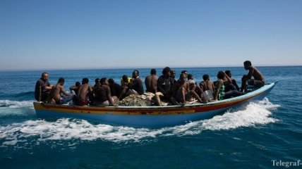 Более 30 мигрантов спасли у берегов Ливии