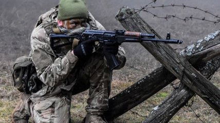 На Донбасі ворог п'ять разів порушив "тишу", втрат немає