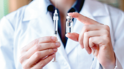 ВОЗ внесла в список угроз здоровью отказ от прививок