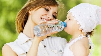 Упаковка детской воды: вредна ли пластиковая бутылка?