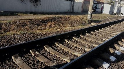 В Одессе женщина попала под поезд и скончалась на месте