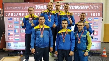 Нацгвардейцы завоевали 12 медалей на чемпионате мира по гиревому спорту