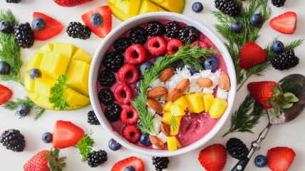 В фруктах содержится много полезных витаминов