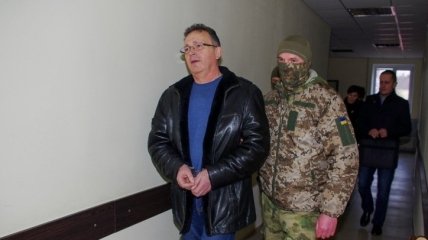 Прокурор требует 13 лет тюрьмы для "экс-министра здравоохранения Крыма"