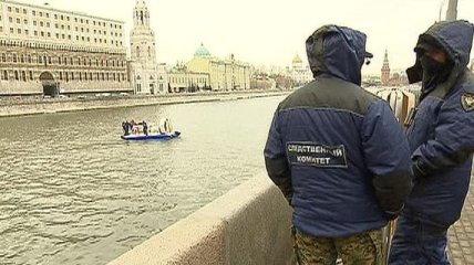 Водолазы искали на дне Москвы-реки оружие убийства Немцова