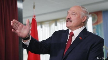 Обиженный Лукашенко ответил Макрону по поводу отставки