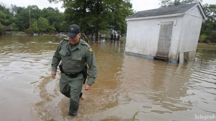 Наводнение в Луизиане идет на спад, жертвами стихии стали шесть человек