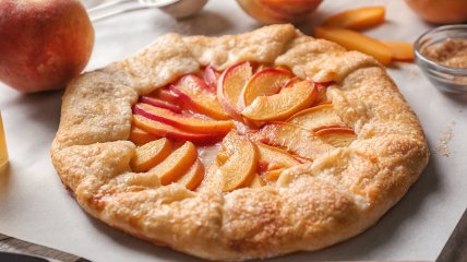 Галета с персиками (видео)