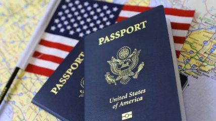 Американский паспорт может вызвать вопросы или негативную реакцию