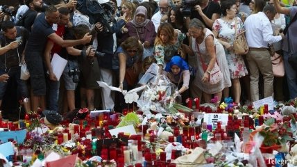 Теракты в Испании: автомобиль террористов был замечен во Франции