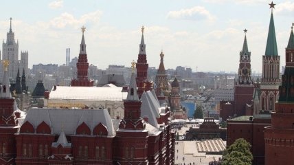 Чуркин: В Кремле получили обращение Януковича с просьбой