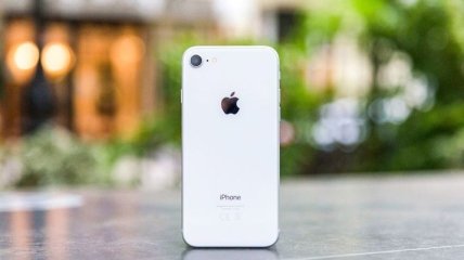 Apple випустить новий iPhone SE 2