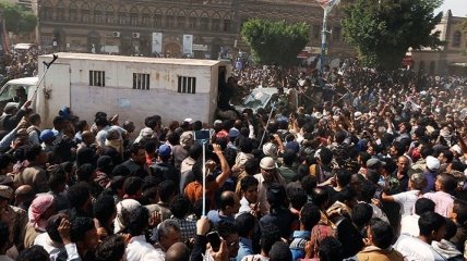 В Йемене публично казнили педофилов