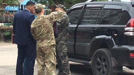 В Николаеве депутат нашел в своем авто взрывчатку