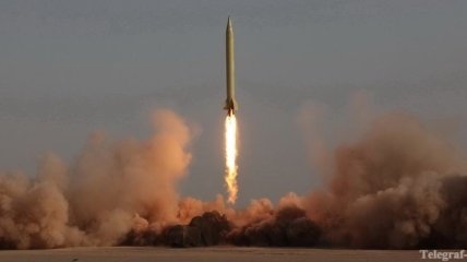 Иран провел успешное испытание новой баллистической ракеты