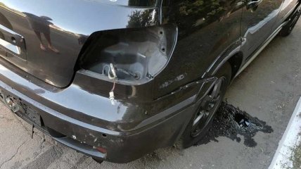 Взорвался автомобиль начальника полиции, когда тот сел за руль (Фото)