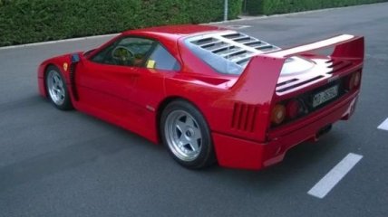 Ferrari F40 продан на аукционе за 1.22 млн долларов