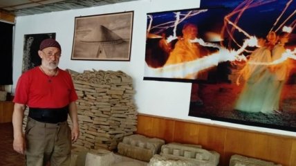 В заповеднике "Ольвия" открывают выставку панно в технике гелиографити