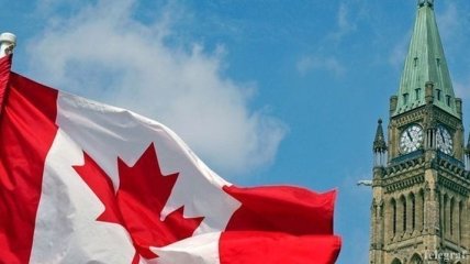 Канада смягчила визовые требования к украинцам