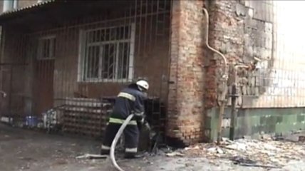 В Черкассах у пятиэтажки загорелся газопровод (Видео)