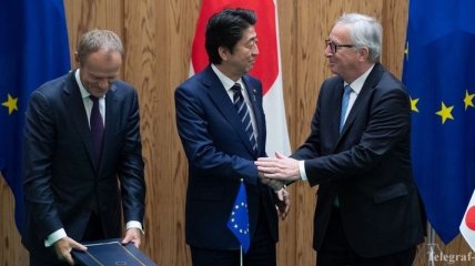 ЕС и Япония подписали крупнейшее торговое соглашение