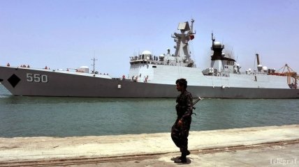 Военный фрегат Саудовской Аравии, подвергся нападению вблизи побережья Йемена