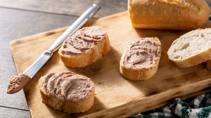 Нежный паштет с яблоками