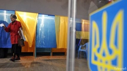 Порошенко одобрил запрет россиянам быть наблюдателями на выборах