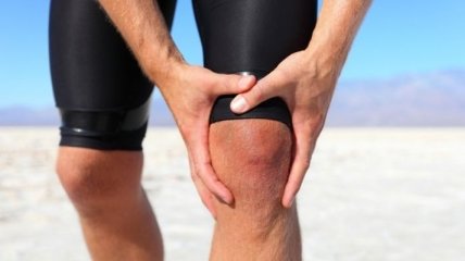 С чем связаны боли в коленях