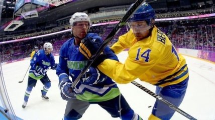 Сочи. Хоккей: Швеция одолела Словению на пути в полуфинал