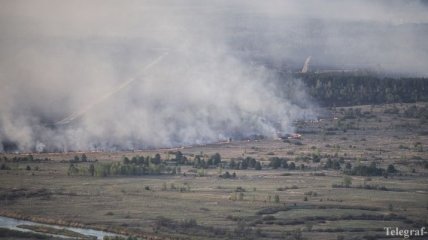 В зоне ЧАЭС распространение огня отсутствует, пожарные тушат 70 га леса