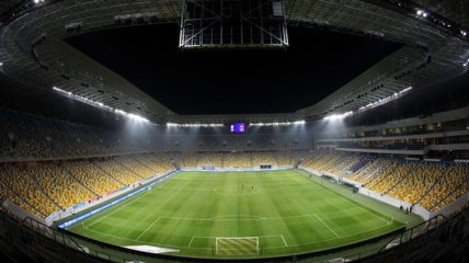 УЕФА предлагает всем украинским клубам играть во Львове и Киеве