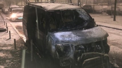 В Киеве подожгли автомобиль доверенного лица кандидата в президенты