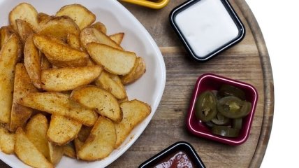 Рецепт дня: картофель по-среднерусски в духовке