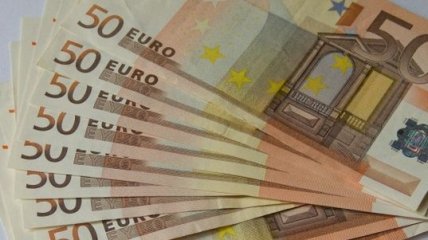 Испания выплачивает безработным по €450 в месяц