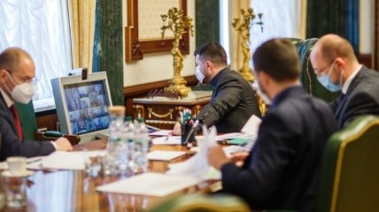 Ситуация с коронавирусом: Зеленский поговорил с главами ОГА