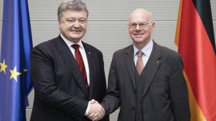 Порошенко и Ламмерт выступают за сохранение санкций в отношении РФ