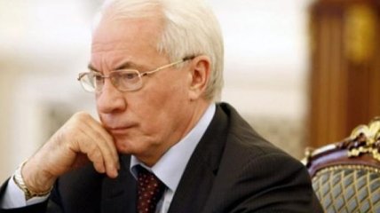Суд разрешил ГПУ заочное осуждение Азарова