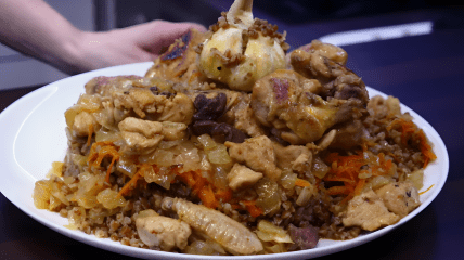 Плов из гречки с цыпленком